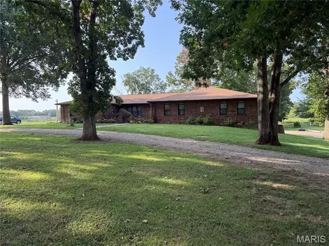 108 Tinsley Rd, Bismarck, MO 63624
