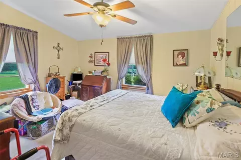 Bedroom - 5009 Staten Dr, Godfrey, IL 62035 photo 6 of 6