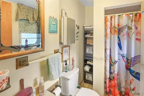 Bath - 5009 Staten Dr, Godfrey, IL 62035 photo 2 of 2