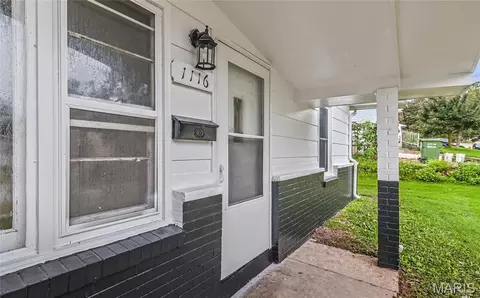 Exterior - 1116 E 9th St, Rolla, MO 65401 photo 3 of 6