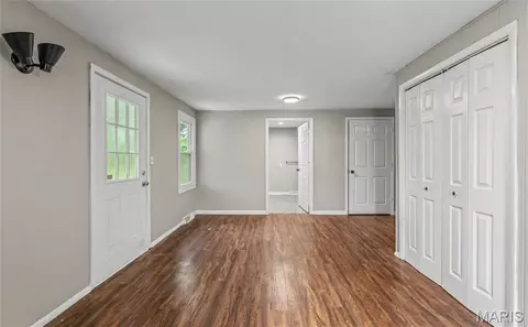 Entry Way - 1116 E 9th St, Rolla, MO 65401 photo 1 of 1