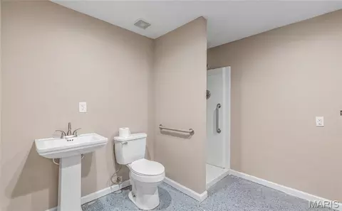 Bath - 1116 E 9th St, Rolla, MO 65401 photo 2 of 2