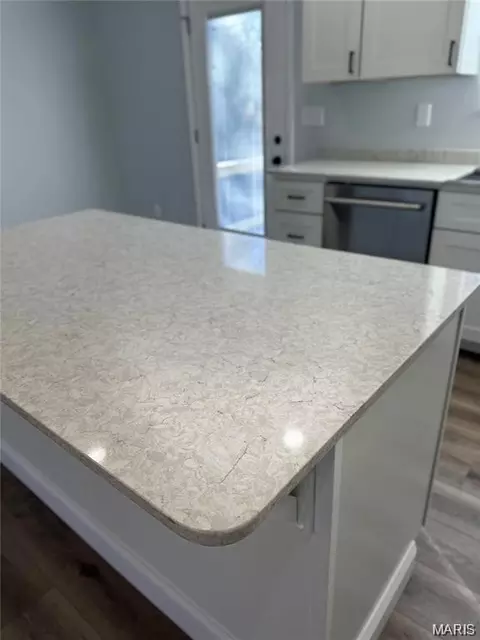 Kitchen - 13272 Half Dr, Dixon, MO 65459 photo 3 of 4