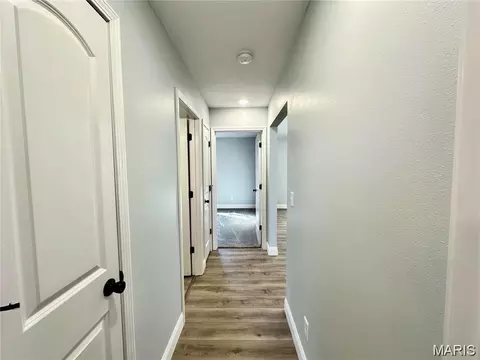 Entry Way - 13272 Half Dr, Dixon, MO 65459 photo 2 of 2