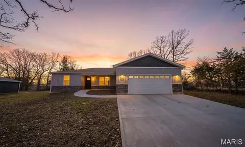 Exterior - 13272 Half Dr, Dixon, MO 65459 photo 7 of 8
