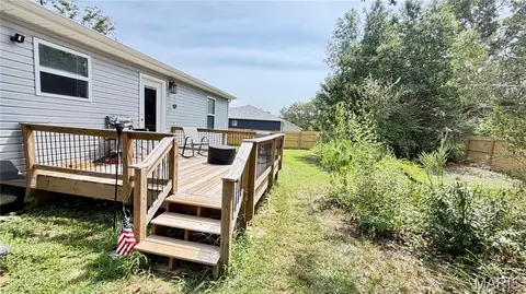 Exterior - 13272 Half Dr, Dixon, MO 65459 photo 3 of 8