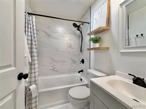 Bath - 1249 Moonlight Dr, Arnold, MO 63010 photo 1 of 1