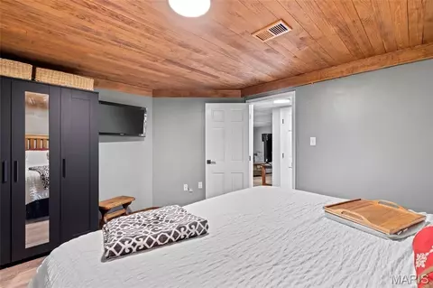 Bedroom - 3577 Rice Rd, Pevely, MO 63070 photo 12 of 12