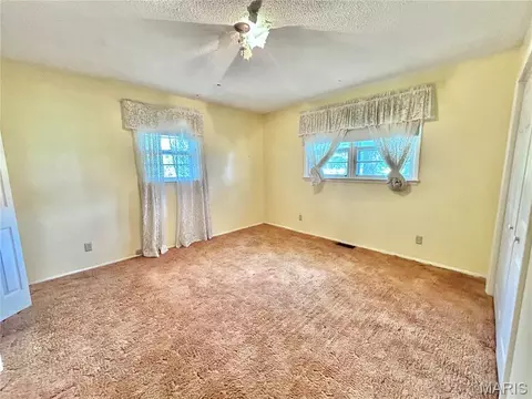 Bedroom - 5233 Highway E, Salem, MO 65560 photo 1 of 4