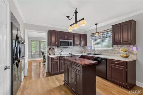 Kitchen - 631 Golfview Dr, Ballwin, MO 63011 photo 1 of 2