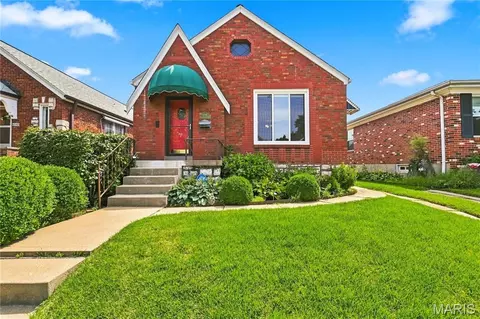 6546 Winnebago St, Saint Louis, MO 63109