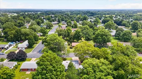 View/Area - 411 Washington Dr, Waterloo, IL 62298 photo 2 of 2
