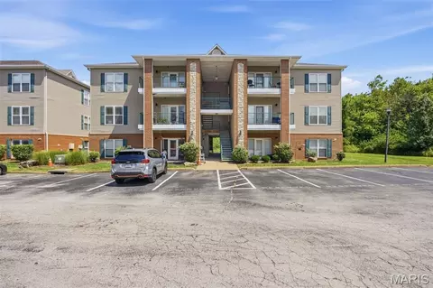 885 Forest Ave #104, Valley Park, MO 63088