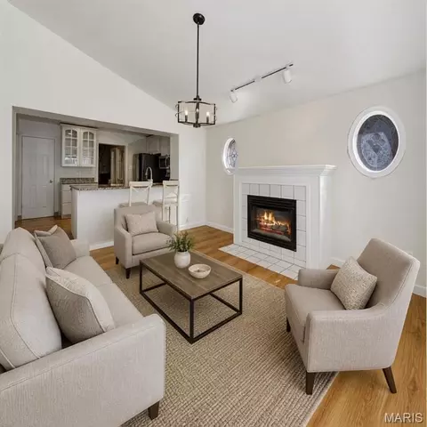 Living - 12 Beverly Dr, Olivette, MO 63132 photo 7 of 7