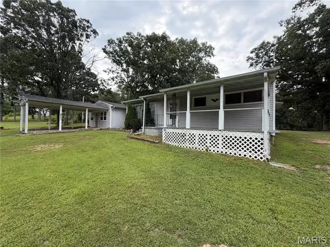 Exterior - 466 Eisenhower St, Rolla, MO 65401 photo 3 of 10