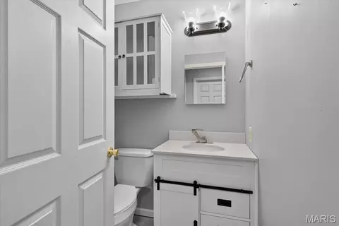 Bath - 125 Strecker Rd, Ellisville, MO 63011 photo 4 of 4