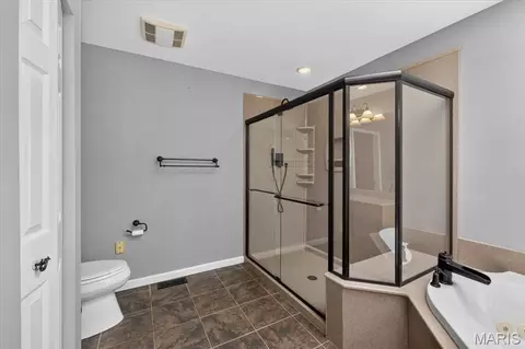 Bath - 125 Strecker Rd, Ellisville, MO 63011 photo 1 of 4