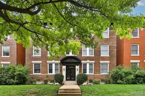 6108 Washington Blvd #201, Saint Louis, MO 63112