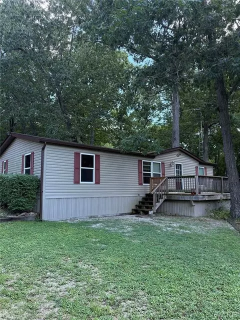 4126 Holt Rd, Wentzville, MO 63385