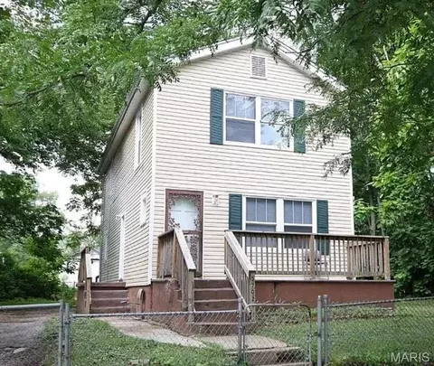 5702 Maffitt Ave, Saint Louis, MO 63112