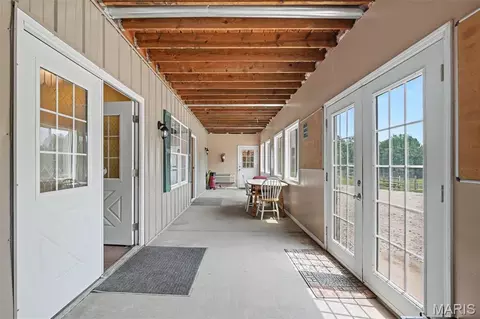 Entry Way - 15811 Jedberg Ln, Ballwin, MO 63021 photo 4 of 4