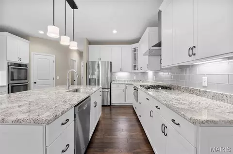 Kitchen - 787 Wilbie Ct, O'fallon, MO 63368 photo 4 of 4