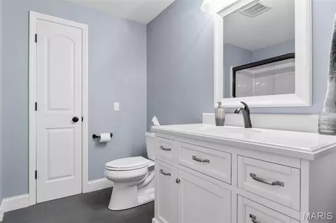 Bath - 787 Wilbie Ct, O'fallon, MO 63368 photo 7 of 8