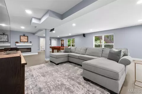 Living - 787 Wilbie Ct, O'fallon, MO 63368 photo 6 of 6