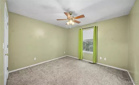Bedroom - 16975 Lensman Rd, Saint Robert, MO 65584 photo 3 of 4