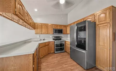 Kitchen - 16975 Lensman Rd, Saint Robert, MO 65584 photo 1 of 2