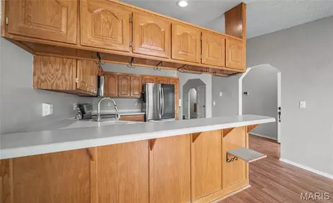 Kitchen - 16975 Lensman Rd, Saint Robert, MO 65584 photo 2 of 2