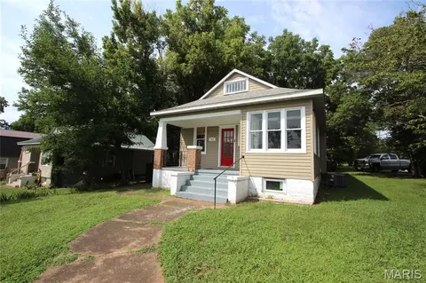 Exterior - 213 E Walnut St, Arcadia, MO 63621 photo 1 of 3