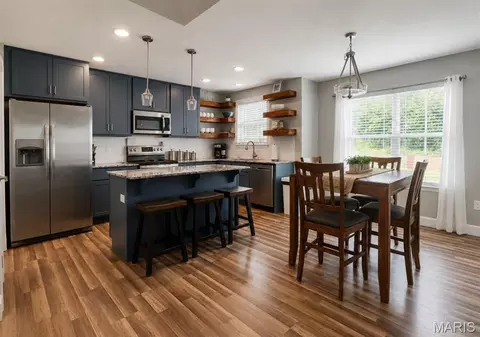 Kitchen - 930 Brookside Dr, Rolla, MO 65401 photo 2 of 3