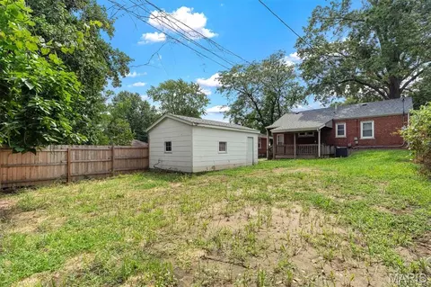 Exterior - 9107 Harold Dr, Berkeley, MO 63134 photo 8 of 11