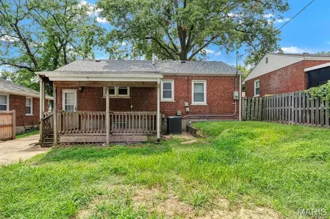 Exterior - 9107 Harold Dr, Berkeley, MO 63134 photo 10 of 11