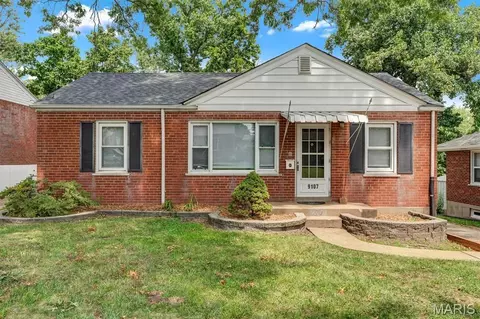 9107 Harold Dr, Berkeley, MO 63134