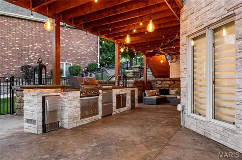 Other - 5 Shelbourne Wood Ct, Weldon Spring, MO 63304 photo 6 of 22