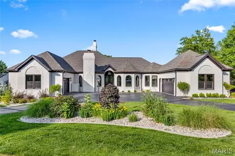 5 Shelbourne Wood Ct, Weldon Spring, MO 63304