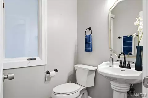 Bath - 5 Shelbourne Wood Ct, Weldon Spring, MO 63304 photo 1 of 7