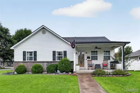 1019 W Main St, Bowling Green, MO 63334