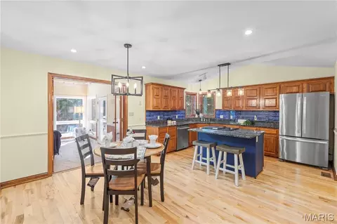Dining - 5002 Circle Dr, Imperial, MO 63052 photo 4 of 4
