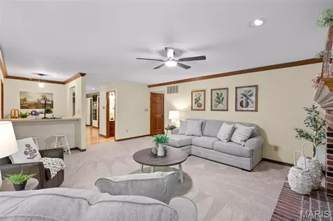 Living - 5002 Circle Dr, Imperial, MO 63052 photo 4 of 5