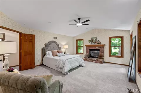 Bedroom - 5002 Circle Dr, Imperial, MO 63052 photo 2 of 10