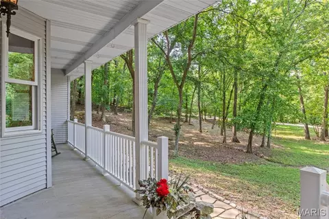 Exterior - 5002 Circle Dr, Imperial, MO 63052 photo 5 of 24