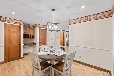 Dining - 5002 Circle Dr, Imperial, MO 63052 photo 2 of 5