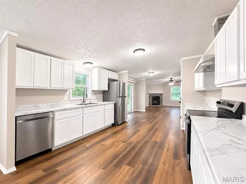 8732 Pine Ridge Ln, Dittmer, MO 63023 photo 9