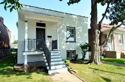6622 Elmer Ave, Saint Louis, MO 63109