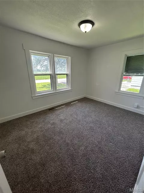 329 Adele Ave, Cahokia, IL 62206 photo 2