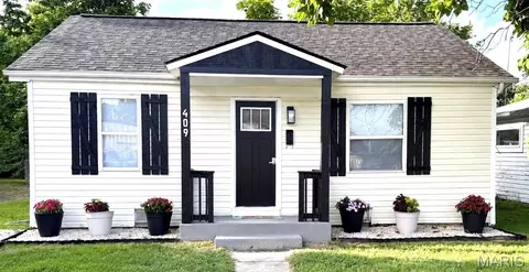 409 E Scioto St, Saint James, MO 65559
