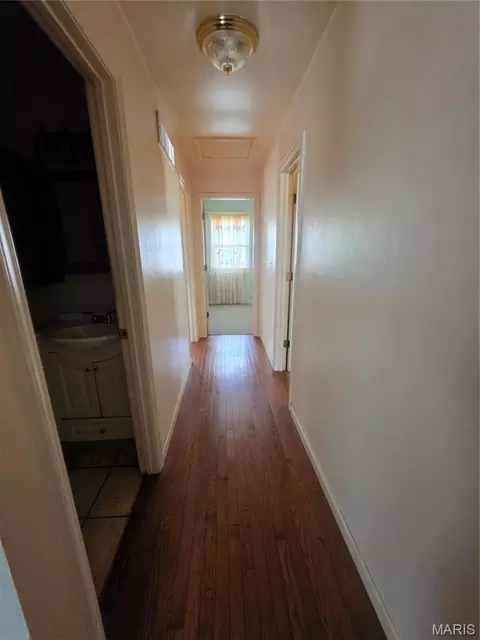 Entry Way - 3887 Stone Ridge Ct, Arnold, MO 63010 photo 1 of 2